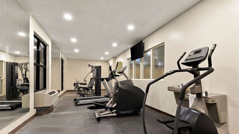<b>Comfort Suites Nashville Health</b>. Images powered by <a href="https://iceportal.shijigroup.com/" title="IcePortal" target="_blank">IcePortal</a>.