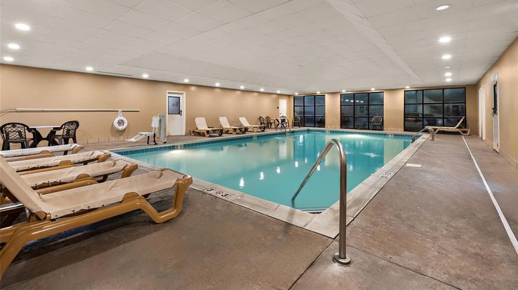 Comfort Suites Nashville Pool