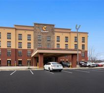 Comfort Suites Nashville Exterior