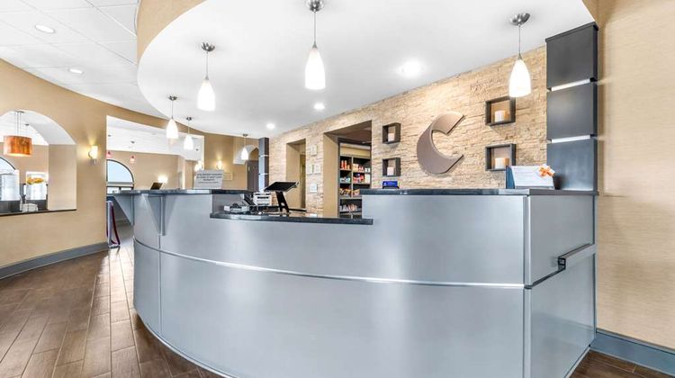 Comfort Suites Lobby