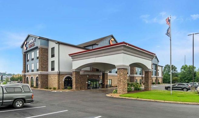 Comfort Suites Exterior