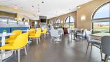 <b>Comfort Suites Restaurant</b>. Images powered by <a href="https://iceportal.shijigroup.com/" title="IcePortal" target="_blank">IcePortal</a>.