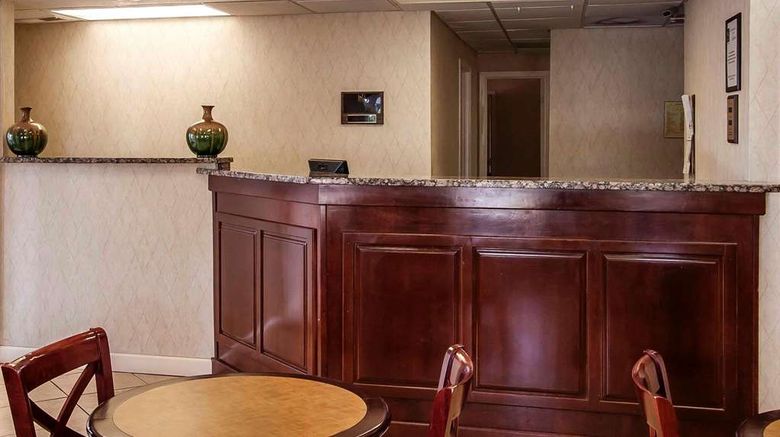 <b>Quality Inn and Suites Covington Lobby</b>. Images powered by <a href="https://iceportal.shijigroup.com/" title="IcePortal" target="_blank">IcePortal</a>.