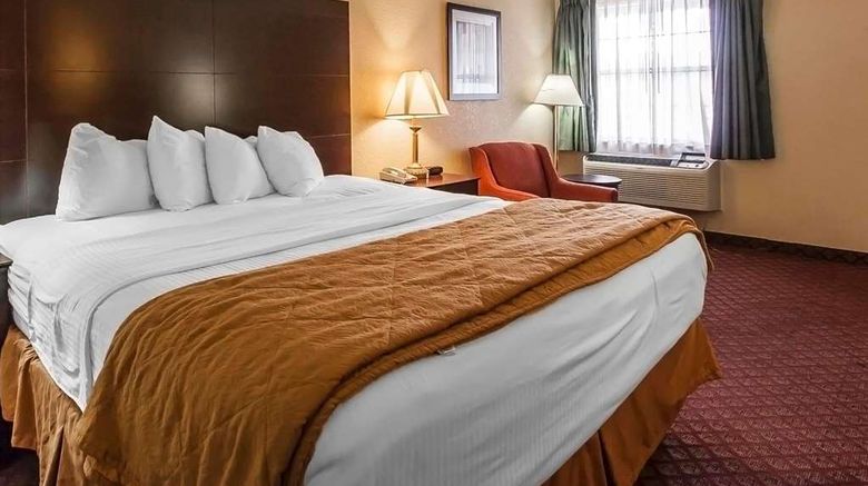 <b>Quality Inn and Suites Covington Room</b>. Images powered by <a href="https://iceportal.shijigroup.com/" title="IcePortal" target="_blank">IcePortal</a>.