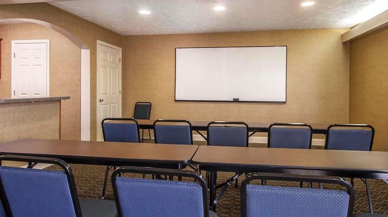 <b>Quality Inn and Suites Covington Meeting</b>. Images powered by <a href="https://iceportal.shijigroup.com/" title="IcePortal" target="_blank">IcePortal</a>.
