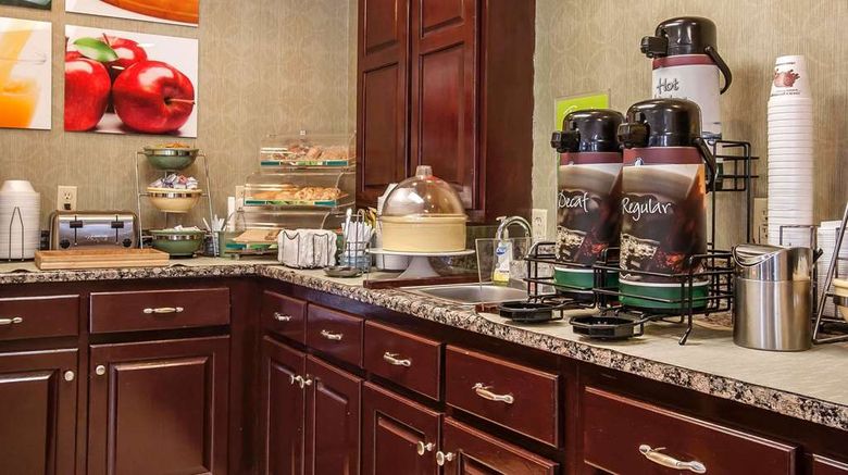 <b>Quality Inn and Suites Covington Restaurant</b>. Images powered by <a href="https://iceportal.shijigroup.com/" title="IcePortal" target="_blank">IcePortal</a>.