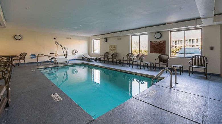 <b>Sleep Inn & Suites Pool</b>. Images powered by <a href="https://iceportal.shijigroup.com/" title="IcePortal" target="_blank">IcePortal</a>.