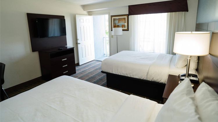 MainStay Suites Room