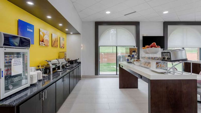 <b>Comfort Suites Mount Juliet Restaurant</b>. Images powered by <a href="https://iceportal.shijigroup.com/" title="IcePortal" target="_blank">IcePortal</a>.