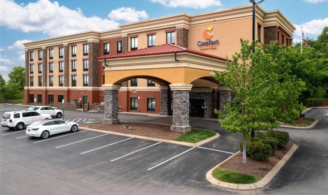 Comfort Suites Mount Juliet Exterior