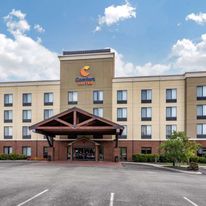 Comfort Suites Manchester near Arnold AFB