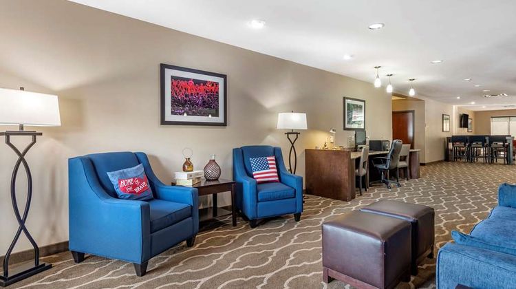 Comfort Suites Manchester near Arnold AFB Lobby