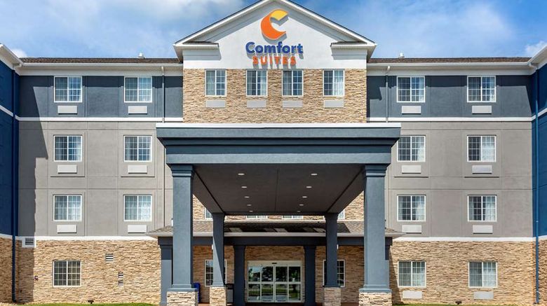 <b>Comfort Suites Exterior</b>. Images powered by <a href="https://iceportal.shijigroup.com/" title="IcePortal" target="_blank">IcePortal</a>.