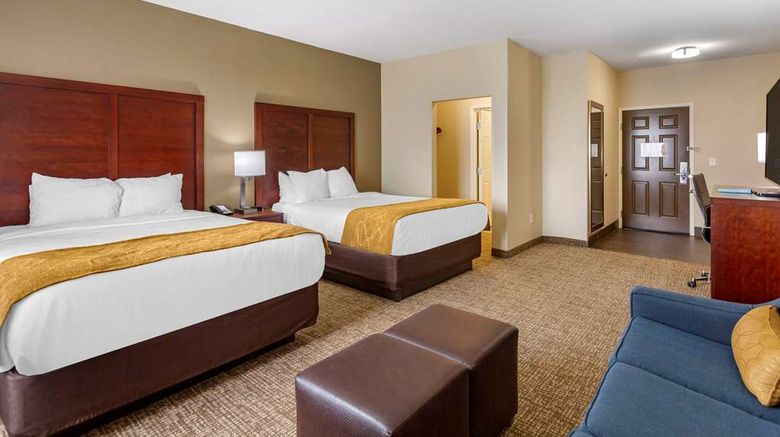 <b>Comfort Suites Room</b>. Images powered by <a href="https://iceportal.shijigroup.com/" title="IcePortal" target="_blank">IcePortal</a>.
