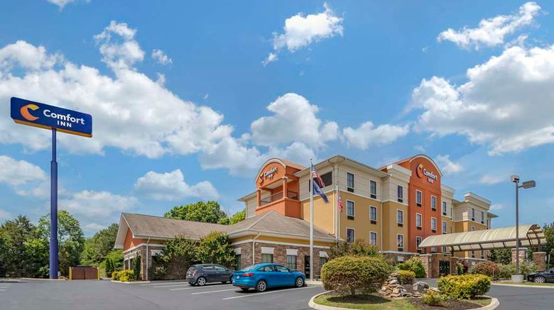 <b>Comfort Inn Exterior</b>. Images powered by <a href="https://iceportal.shijigroup.com/" title="IcePortal" target="_blank">IcePortal</a>.