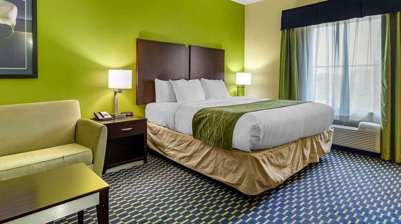 <b>Comfort Inn Room</b>. Images powered by <a href="https://iceportal.shijigroup.com/" title="IcePortal" target="_blank">IcePortal</a>.