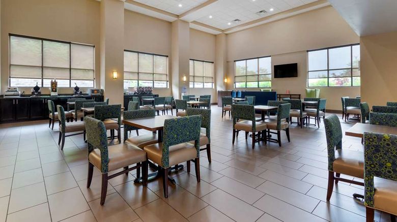<b>Comfort Suites Kingsport South Restaurant</b>. Images powered by <a href="https://iceportal.shijigroup.com/" title="IcePortal" target="_blank">IcePortal</a>.