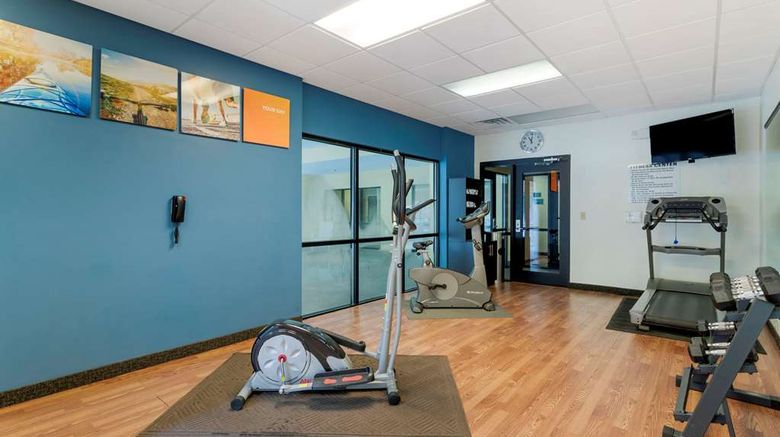 <b>Comfort Suites Kingsport South Health</b>. Images powered by <a href="https://iceportal.shijigroup.com/" title="IcePortal" target="_blank">IcePortal</a>.