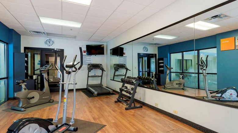 <b>Comfort Suites Kingsport South Health</b>. Images powered by <a href="https://iceportal.shijigroup.com/" title="IcePortal" target="_blank">IcePortal</a>.