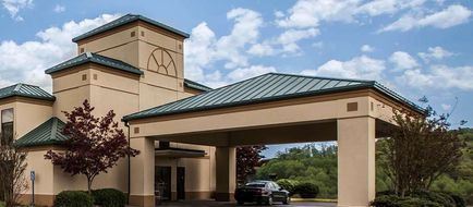 Quality Inn Exterior