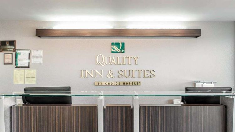 Quality Inn and Suites Jasper Lobby