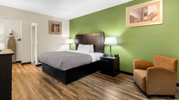 Quality Inn Tullahoma Room