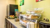 <b>Quality Inn & Suites Restaurant</b>. Images powered by <a href="https://iceportal.shijigroup.com/" title="IcePortal" target="_blank">IcePortal</a>.