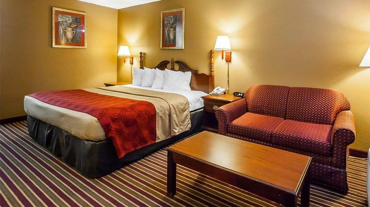 Econo Lodge Dyersburg I-155 Room