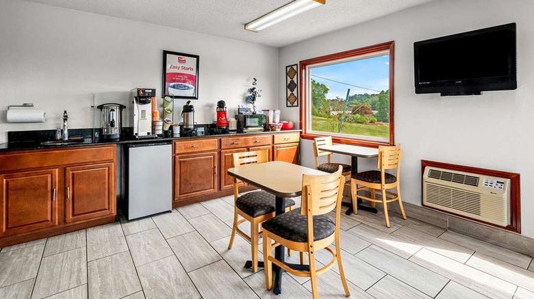<b>Econo Lodge Kingsport East Restaurant</b>. Images powered by <a href="https://iceportal.shijigroup.com/" title="IcePortal" target="_blank">IcePortal</a>.