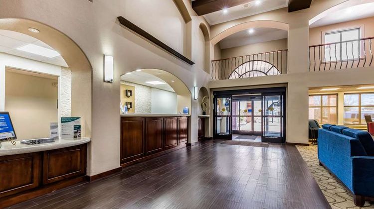 Comfort Inn/Suites Airport-American Way Lobby