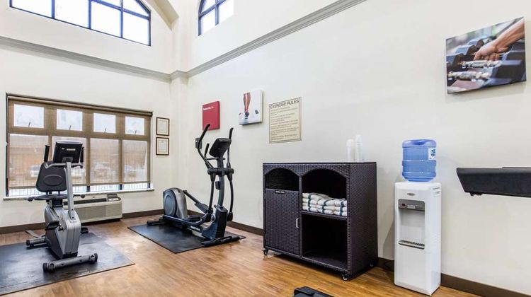 Comfort Inn/Suites Airport-American Way Health