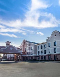Comfort Inn/Suites Airport-American Way