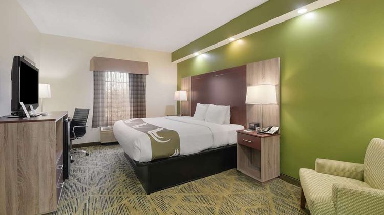 Quality Inn Alcoa Tennessee Room