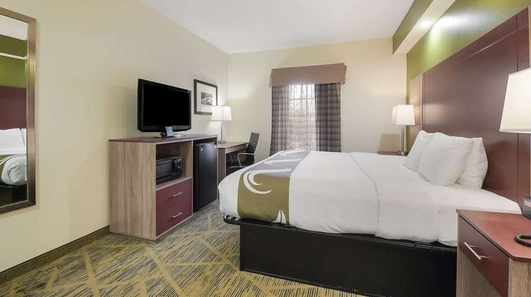 Quality Inn Alcoa Tennessee Room