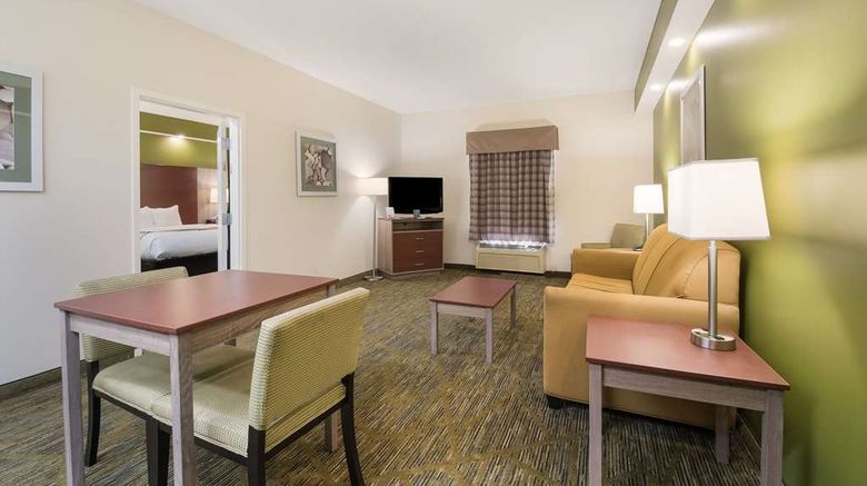 <b>Quality Inn Alcoa Tennessee Suite</b>. Images powered by <a href="https://iceportal.shijigroup.com/" title="IcePortal" target="_blank">IcePortal</a>.