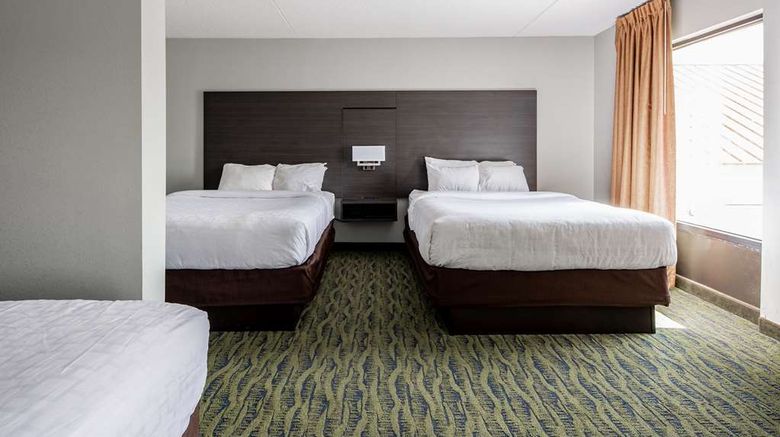 <b>Clarion Inn W-I-24/Lookout Mountain Room</b>. Images powered by <a href="https://iceportal.shijigroup.com/" title="IcePortal" target="_blank">IcePortal</a>.