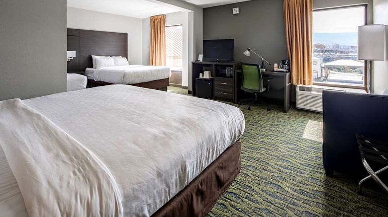 <b>Clarion Inn W-I-24/Lookout Mountain Room</b>. Images powered by <a href="https://iceportal.shijigroup.com/" title="IcePortal" target="_blank">IcePortal</a>.