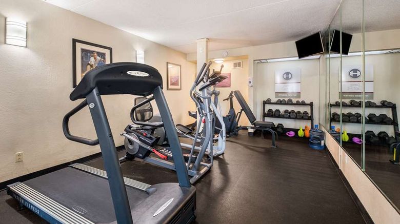 <b>Clarion Inn Health</b>. Images powered by <a href="https://iceportal.shijigroup.com/" title="IcePortal" target="_blank">IcePortal</a>.