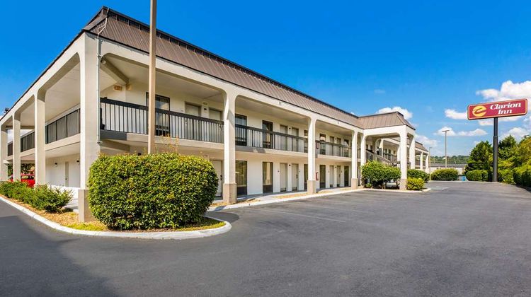 Clarion Inn Exterior