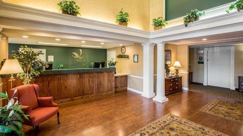 <b>Quality Inn Greeneville - Tusculum Lobby</b>. Images powered by <a href="https://iceportal.shijigroup.com/" title="IcePortal" target="_blank">IcePortal</a>.