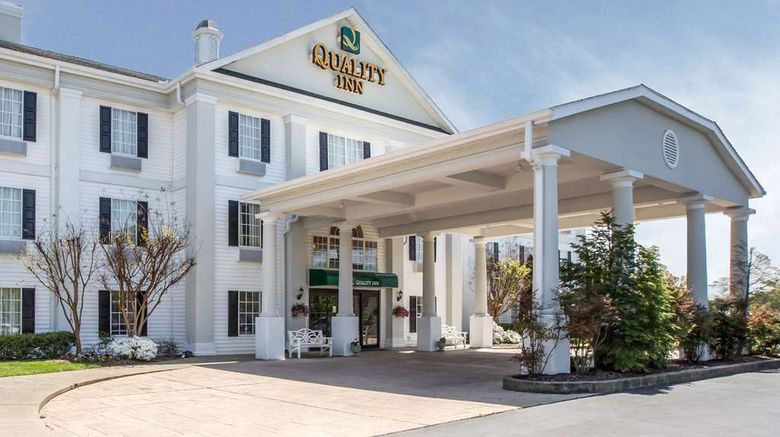 <b>Quality Inn Greeneville - Tusculum Exterior</b>. Images powered by <a href="https://iceportal.shijigroup.com/" title="IcePortal" target="_blank">IcePortal</a>.