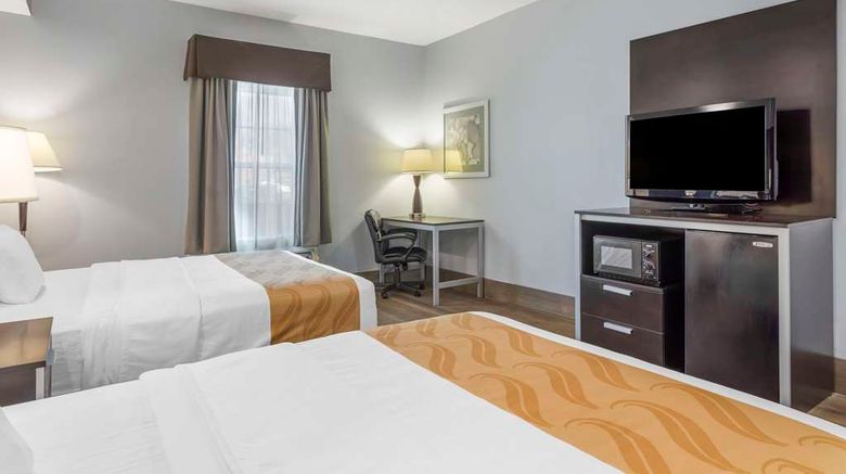 <b>Quality Inn Room</b>. Images powered by <a href="https://iceportal.shijigroup.com/" title="IcePortal" target="_blank">IcePortal</a>.