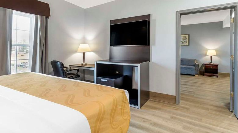 <b>Quality Inn Suite</b>. Images powered by <a href="https://iceportal.shijigroup.com/" title="IcePortal" target="_blank">IcePortal</a>.