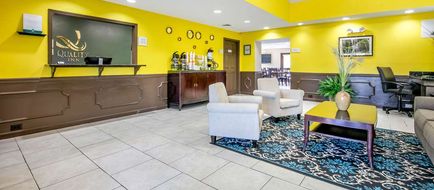 Quality Inn Lobby