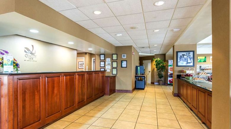 <b>Quality Inn Union City Lobby</b>. Images powered by <a href="https://iceportal.shijigroup.com/" title="IcePortal" target="_blank">IcePortal</a>.