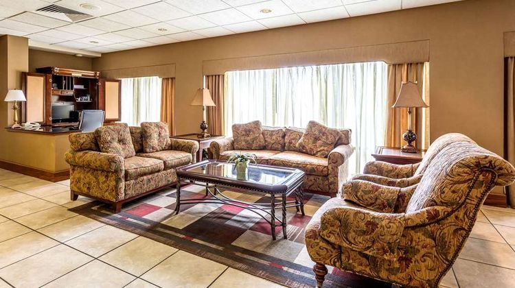 Quality Inn Union City Lobby