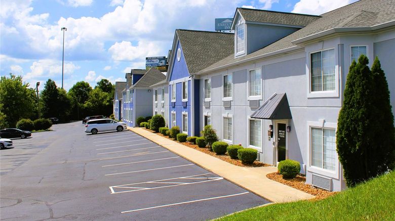 <b>Quality Inn Exterior</b>. Images powered by <a href="https://iceportal.shijigroup.com/" title="IcePortal" target="_blank">IcePortal</a>.
