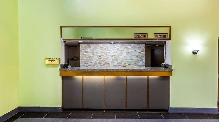 Rodeway Inn Knoxville Lobby