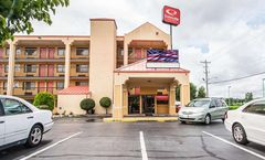 Econo Lodge Inn and Suites Memphis East