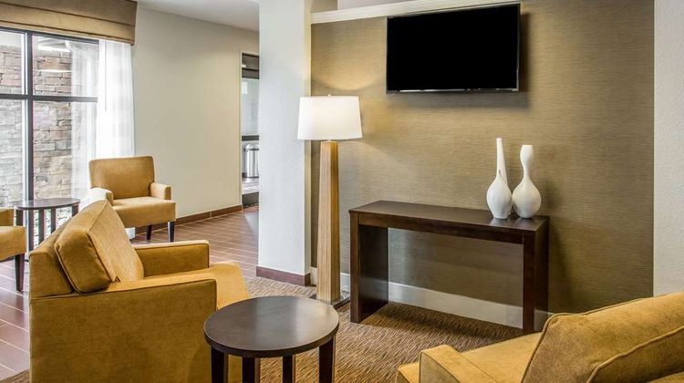 Sleep Inn & Suites Dayton Lobby